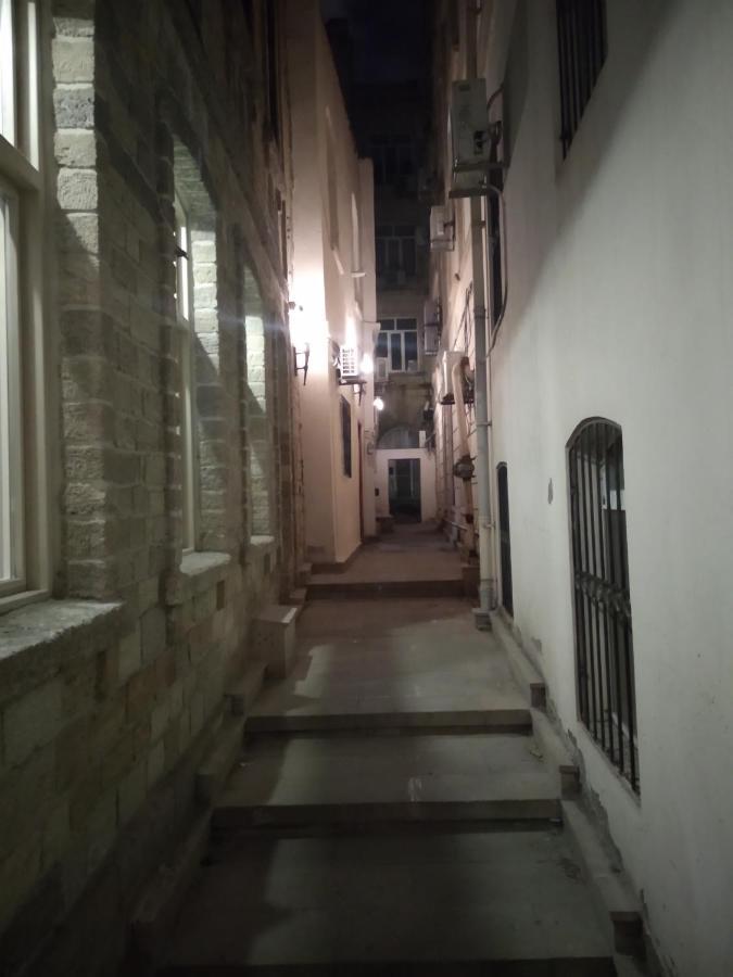 New Apartment In Old City Baku Bagian luar foto