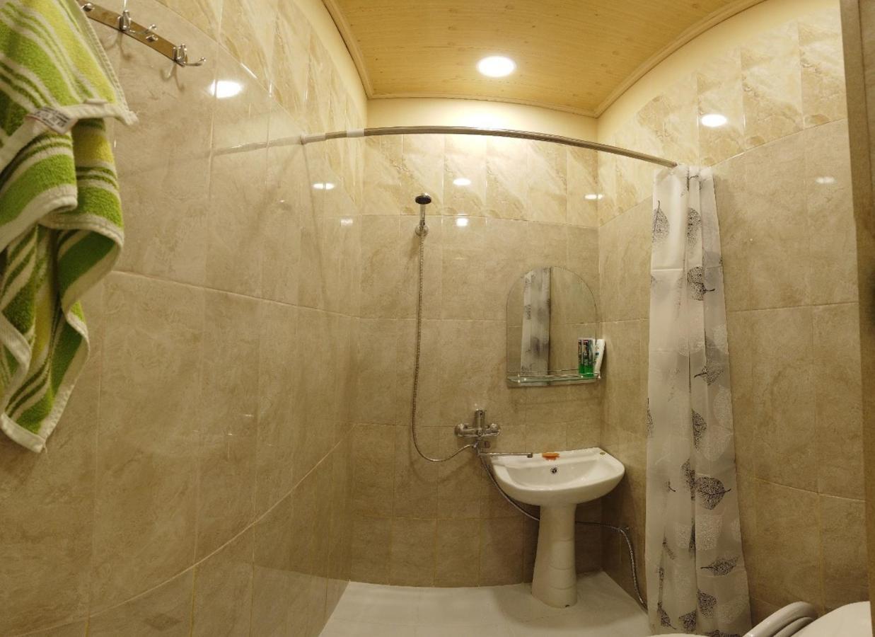 New Apartment In Old City Baku Bagian luar foto