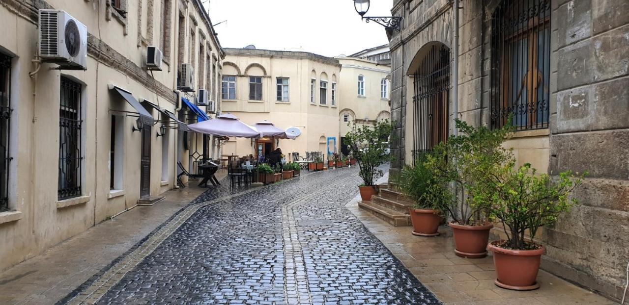 New Apartment In Old City Baku Bagian luar foto